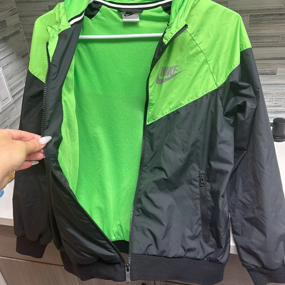 NIKE Athleisure Green Activewear Jackets